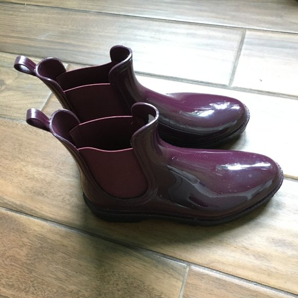 Xappeal Rayne Burgundy Rain Boots - Picture 2 of 5